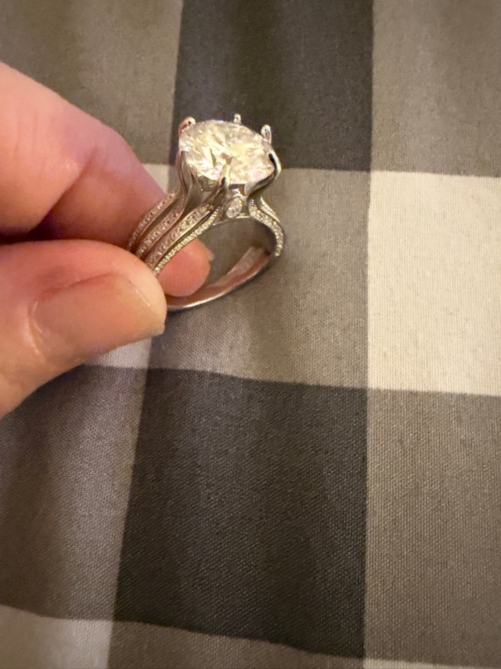 Sterling Silver 5Kt Moissinate Ring with pave accents around the band - Picture 7 of 8
